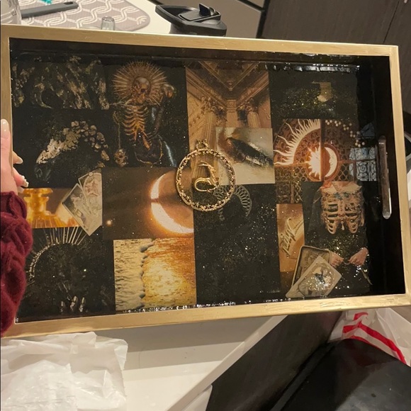 ❌SOLD❌ Gold theme decorative tray - Picture 1 of 8